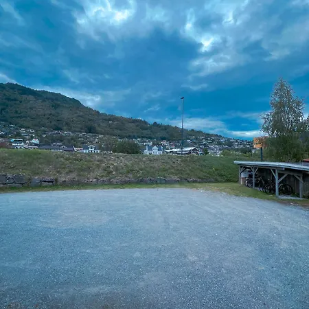 Privat Rom I Leilighet Konukevi Sogndal