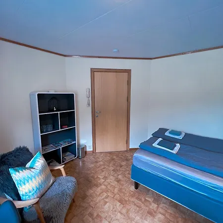 Privat Rom I Leilighet בית הארחה *